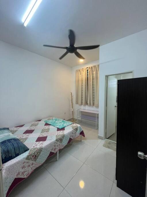 Hadeerna Homestay - Double Storey Terrace Chemor Kültér fotó
